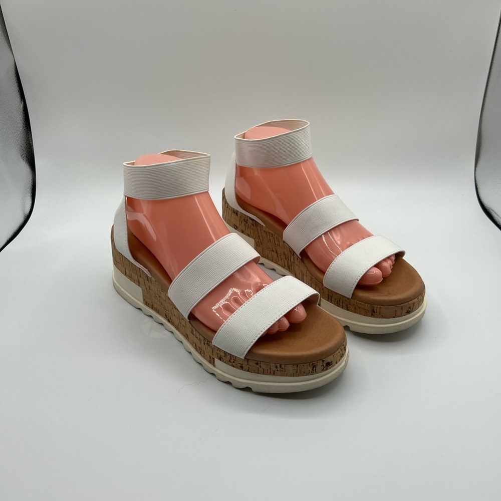 Steve Madden Bandi Platform White Sandals - size 10
